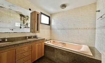 Imagem 7: Apartamento tipo para venda em Vila Mariana com 4 quartos, sendo 2 suítes, 177m²