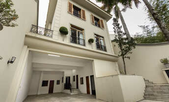 Imagem 1: Sobrado para venda em Morumbi com 4 quartos, sendo 4 suítes, 600,000m²