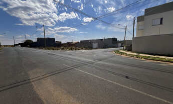 Imagem 2: Terreno residencial para venda em Jardim Adelinha, 200m²