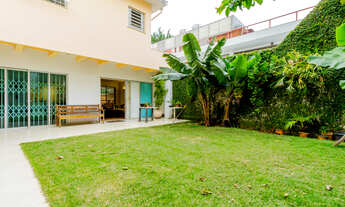 Imagem 2: Casa tipo para venda em Pacaembu com 5 quartos, sendo 3 suítes, 523m²