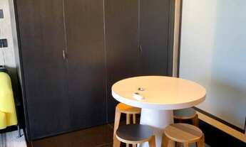 Imagem 3: Flat disponível para locação no VHouse por JFL Living, com 48m², 1 dormitório e 1 vaga de