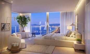 Imagem 3: RHODES, 4 dormitórios, 4 suíte, 4 banheiro, 2 vagas na garagem, 196M² de Área Construída