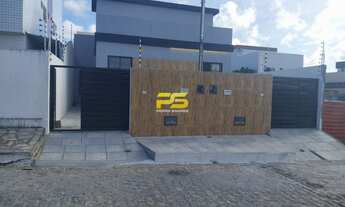 Imagem 2: Casa a venda no Bairro de Mangabeira com 3 suites sendo uma reversivel