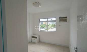 Imagem 3: Apartamento Semimobiliado com 2 Dormitórios no Victor Konder!