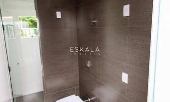 Imagem 2: Casa Alto Padrão com 4 Dormitórios, sendo 1 suíte - Caixa dÁgua, Guaramirim