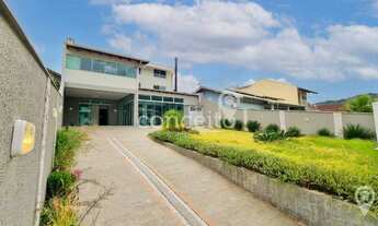 Imagem 2: Casa com 5 Suítes e 4 Vagas no Bela Vista/Gaspar!