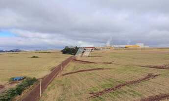 Imagem 2: Terreno industrial