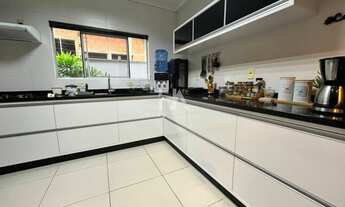 Imagem 4: CASA NO AMIZADE COM PISCINA