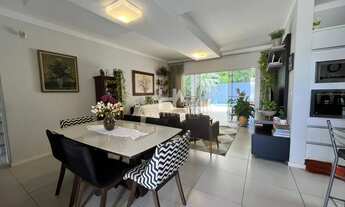 Imagem 2: CASA NO AMIZADE COM PISCINA