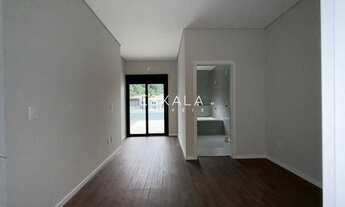 Imagem 7: Casa geminada Alto Padrão localizado no Bairro América - Joinville