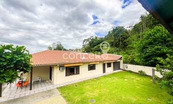 Imagem 3: Casa com 3 Dormitórios e 2 Vagas na Itoupavazinha!