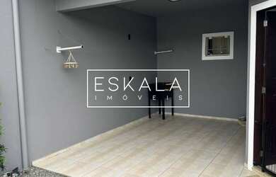 Imagem 6: Casa geminada de esquina e com Piscina no Bairro Morro Do Meio - Joinville