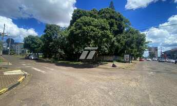 Imagem 2: Terreno Bartinik, 748M² de Área Construída, 748M² de Área Total