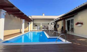 Imagem 3: Casa Plana com 3 Dormitórios e 4 Vagas no Salto do Norte!