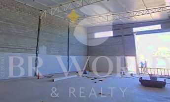 Imagem 3: Galpão a venda com 300m de construção