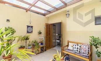 Imagem 3: Sobrado, 2 dormitórios, 1 suítes, 2 banheiro, 1 vaga na garagem, 63M² de Área Construída