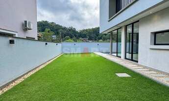 Imagem 4: Casa Alto Padrão com 3 Suítes no bairro Amizade