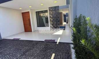 Imagem 3: CASA – 3 QUARTOS, SUÍTE MASTER – 304 NORTE