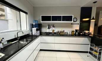 Imagem 5: CASA NO AMIZADE COM PISCINA