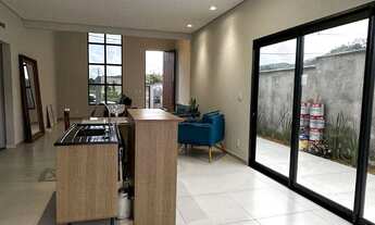 Imagem 2: Casa Alto Padrão com 1 suíte + 2 quartos, Beira rio - Guaramirim