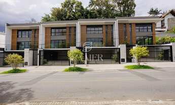 Imagem 2: Sobrado com 3 quartos, América - Joinville