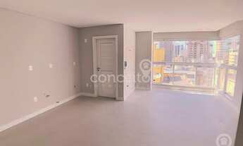 Imagem 3: Apartamento com 3 Suítes e 2 Vagas em Meia Praia!