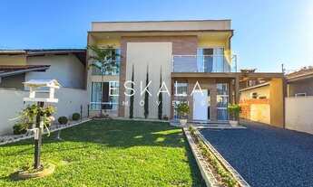 Imagem: Casa com 03 Dormitórios - Bairro Santo