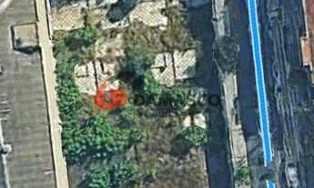 Imagem: Terreno Plano, 1195M² de Área Construída