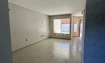 Imagem 6: Casa Geminada com Suíte mais Dois dormitórios no Água verde