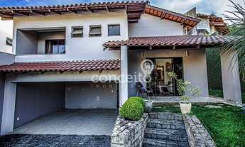 Imagem 2: Casa com 3 Dormitórios e Piscina na Velha!