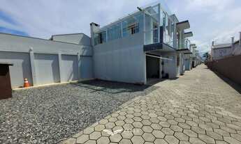 Imagem 3: Sobrado com 3 quartos, sendo 1 suítes, com 85m² à venda no Centro de Barra Velha-SC