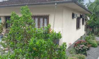 Imagem 2: Terreno de 3.985,58m² com Casa de 2 Quartos no Vila Nova