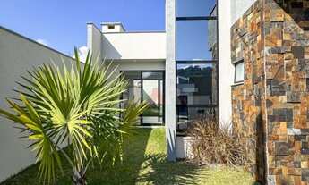 Imagem 3: Casa com suíte/closet + 2 quartos na Estrada Nova