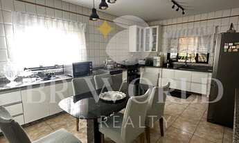 Imagem 4: Sobrado reformado com 4Q sendo 3 suítes próximo ao terminal das bandeiras