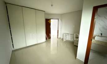 Imagem 3: Sobrado reformado com 4 suítes rico em armários, área de lazer no portal do sol 1