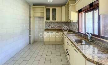 Imagem 4: Apartamento 3 Dormitórios Semimobiliado na Água Verde!