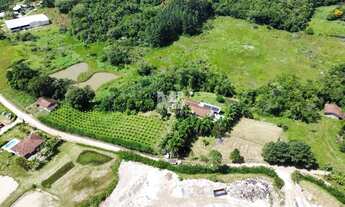 Imagem 3: Linda Chacará próximo da praia