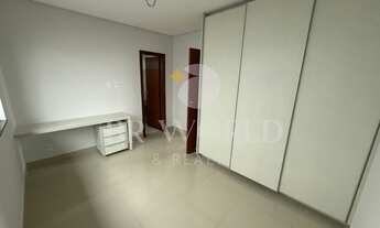 Imagem 6: Sobrado reformado com 4 suítes rico em armários, área de lazer no portal do sol 1