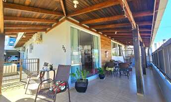 Imagem 2: Linda casa no Centro de Barra Velha a poucos metros do mar