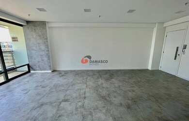 Imagem 2: Salas Comerciais, 1 banheiros, 1 vaga na garagem, 45M² de Área Construída, 89M² de Área To