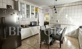 Imagem 3: Sobrado reformado com 4Q sendo 3 suítes próximo ao terminal das bandeiras