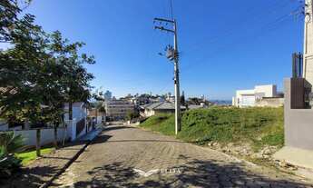 Imagem 2: Terreno à venda com vista mar, com 308m² no Centro- Barra Velha- Sc