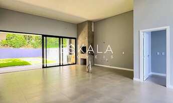 Imagem 2: Casa Residencial Contendo 01 Suíte com Closet + 02 Dormitórios, Barra do Rio Cerro, Jaragu