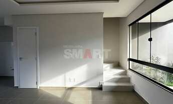 Imagem 6: Geminado Duplex com 1 Suíte + 2 Quartos e Espaço de Fundos com Churrasqueira