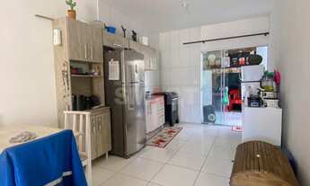 Imagem 2: Geminado Térreo com Piscina e 2 Quartos em Três Rios do Sul