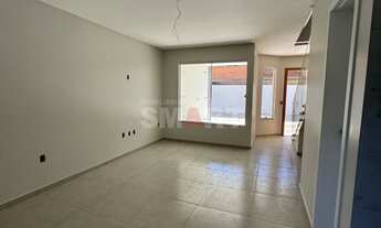 Imagem 7: Casa Geminada com Suíte mais Dois dormitórios no Água verde