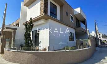 Imagem: CASA GEMINADA DE ESQUINA COM 01 SUÍTE COM