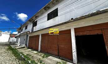 Imagem 2: Prédio comercial para locação em Bayeux