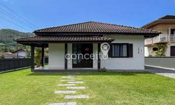 Imagem 3: Casa Mobiliada com 3 Dormitórios em Pomerode!