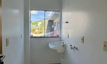 Imagem 6: Apartamento com 2 Quartos e Elevador no Centro